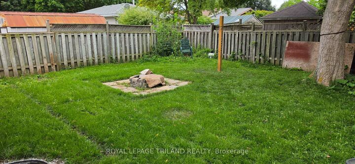 Property Photo: 783 Dundalk Drive ON N6C 3V3