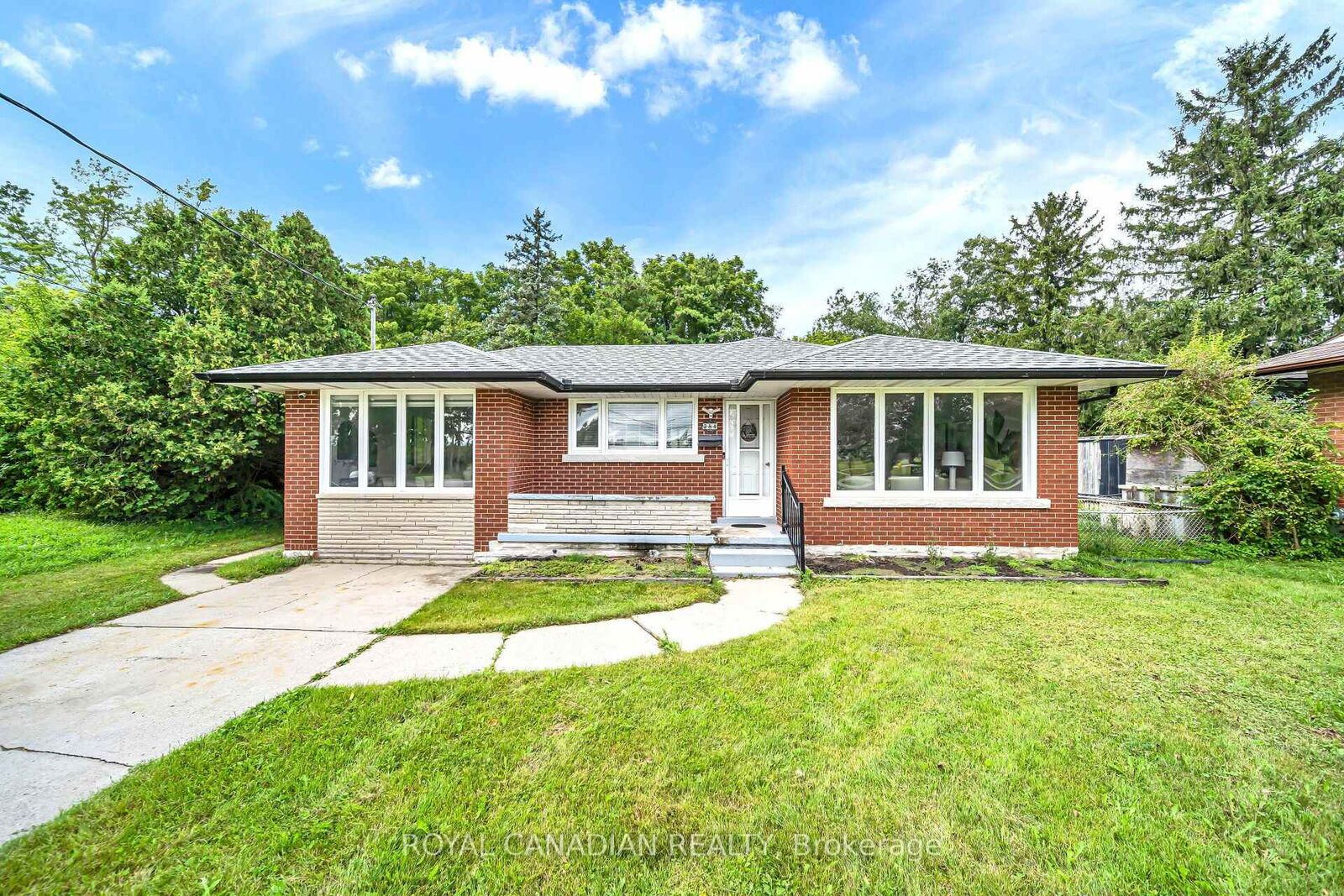 Photo de la propriété:  284 Cedar Crescent  ON N1S 1X1 