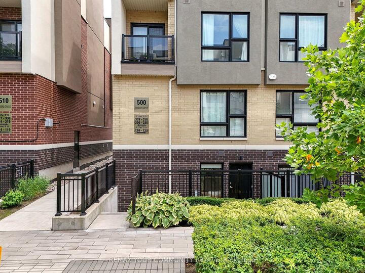 Property Photo: 500 Kingbird Grove 120 ON M1B 0E4