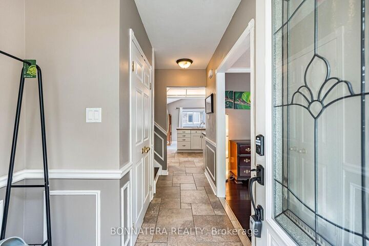 Property Photo: 1324 Aldridge Crescent ON L7M 1J1