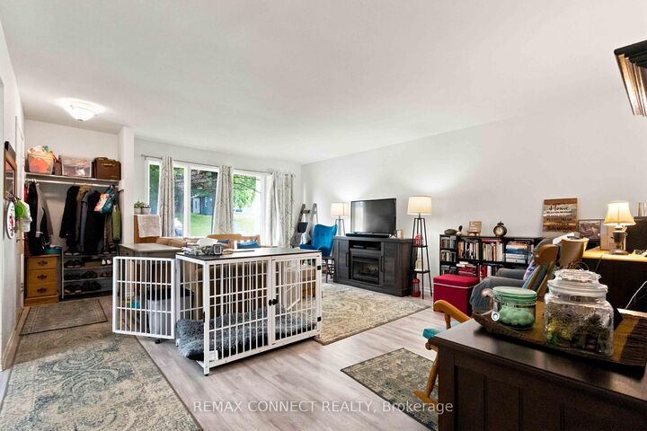 Property Photo: 322 Andrew Street ON L3Y 1H3