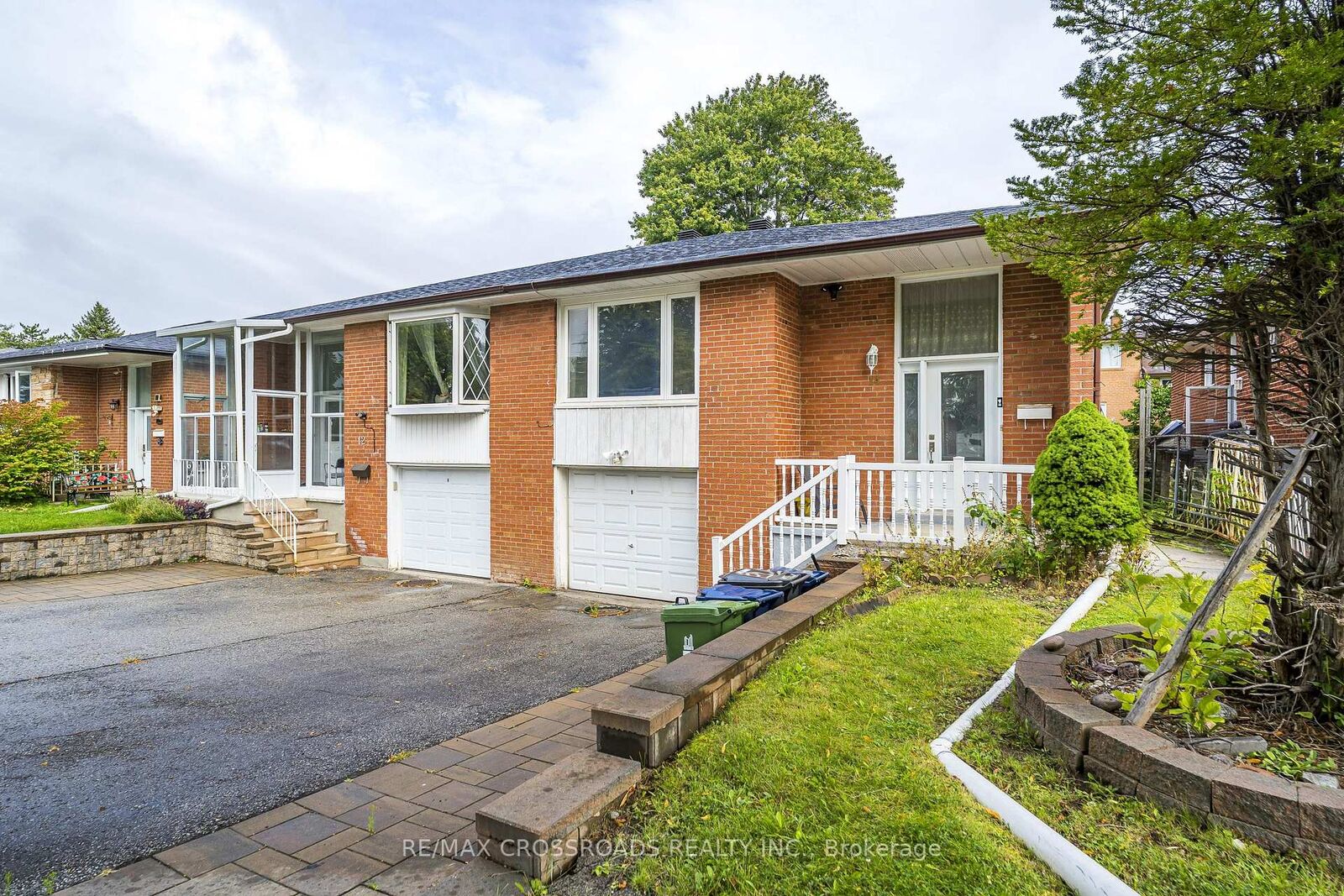 Property Photo:  14 Reiber Crescent  ON M2H 1C4 