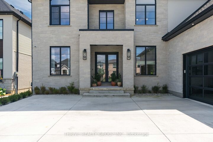 Property Photo: 365 Manhattan Drive ON N6K 0L5