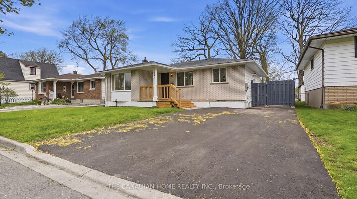 Property Photo: 6041 Cadham Street ON L2G 3A2