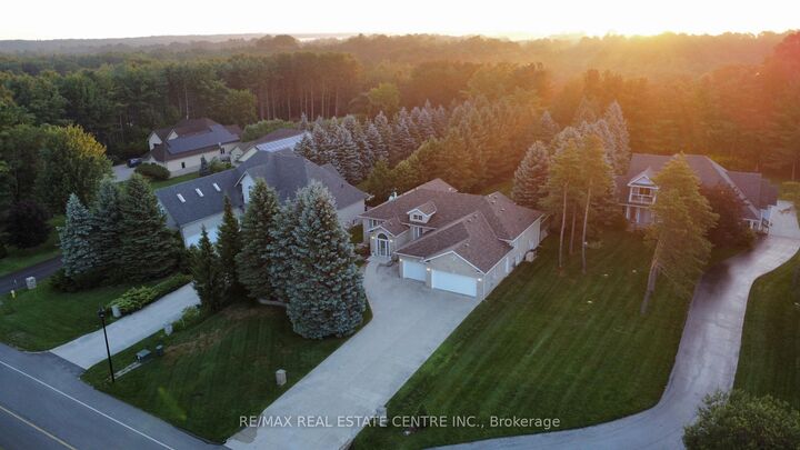 Property Photo: 1603 Wedgewood Drive ON L9Z 1R8