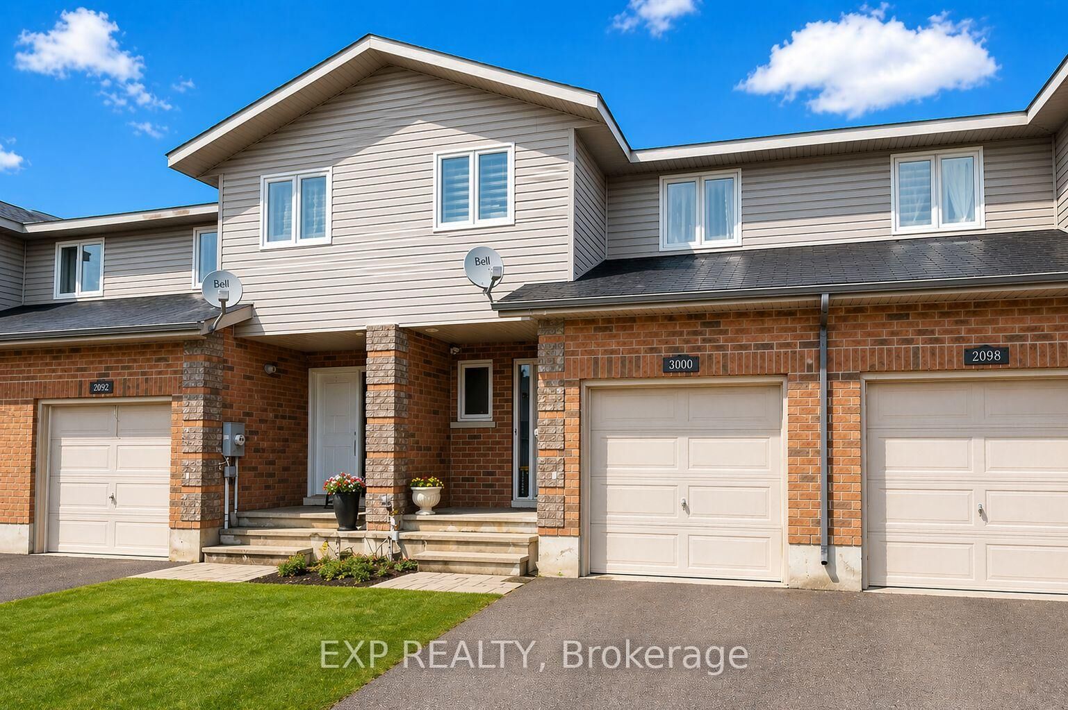 Property Photo:  3000 Sandstone Crescent  ON K8H 0B2 