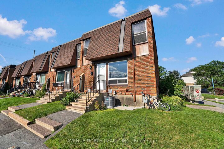 Property Photo: 3520 Downpatrick Road 41 ON K1V 8T4