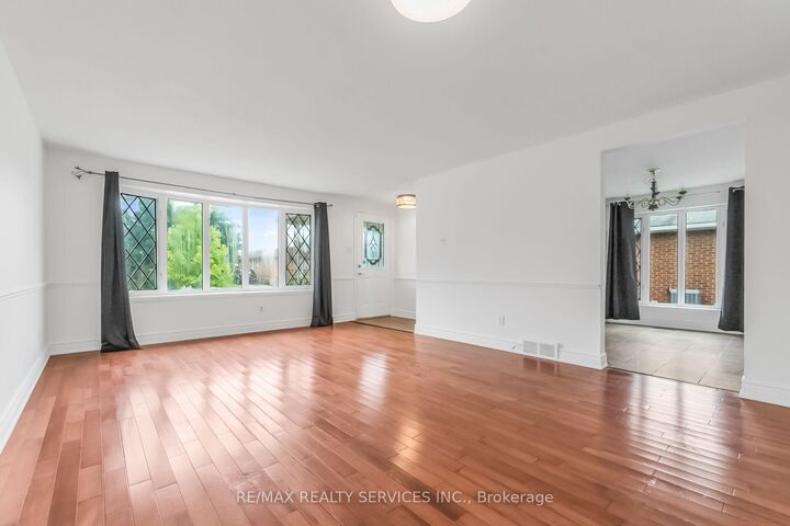 Property Photo: 1259 Ernest Avenue ON N6E 2B2