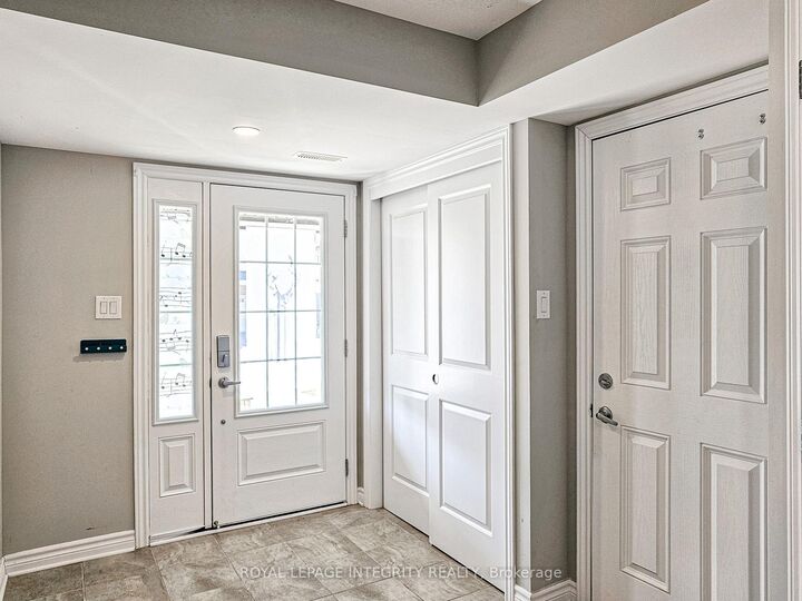 Property Photo: 512 Thimbleberry Row ON K4A 3W4
