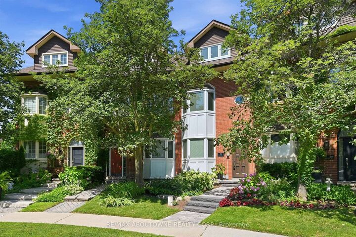 Property Photo: 25 Southwind Terrace ON L6L 6K6