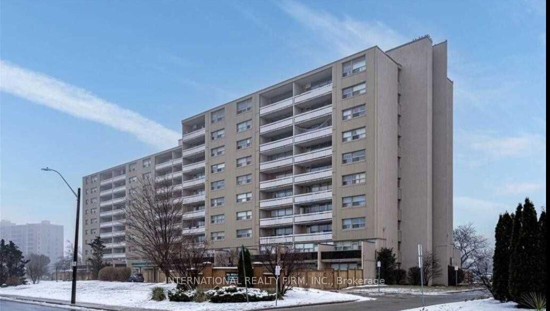 Property Photo:  15 Albright Road 301  ON L8K 5J2 