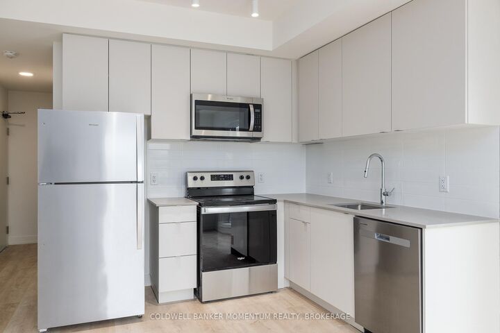 Property Photo:  16 Melbourne Avenue 311A  ON L2P 3J8 