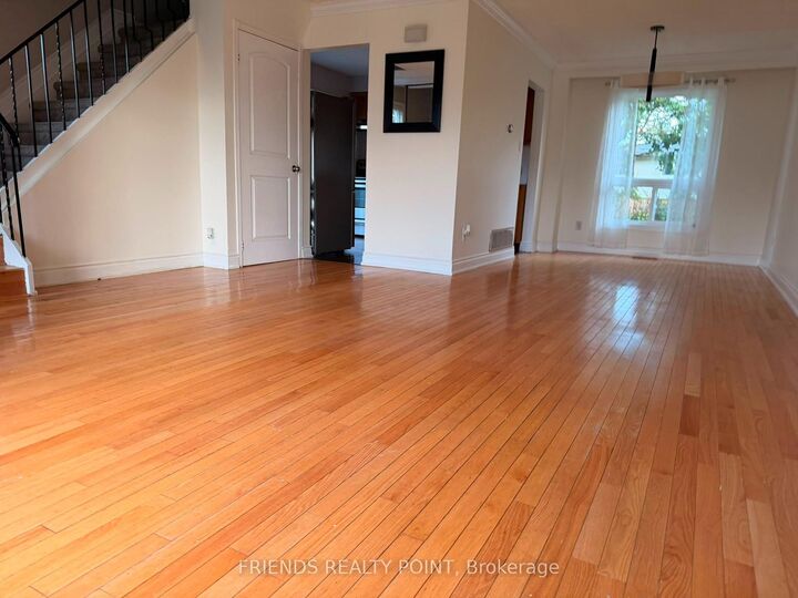 Property Photo:  242 Browning Trail  ON L4N 5C1 