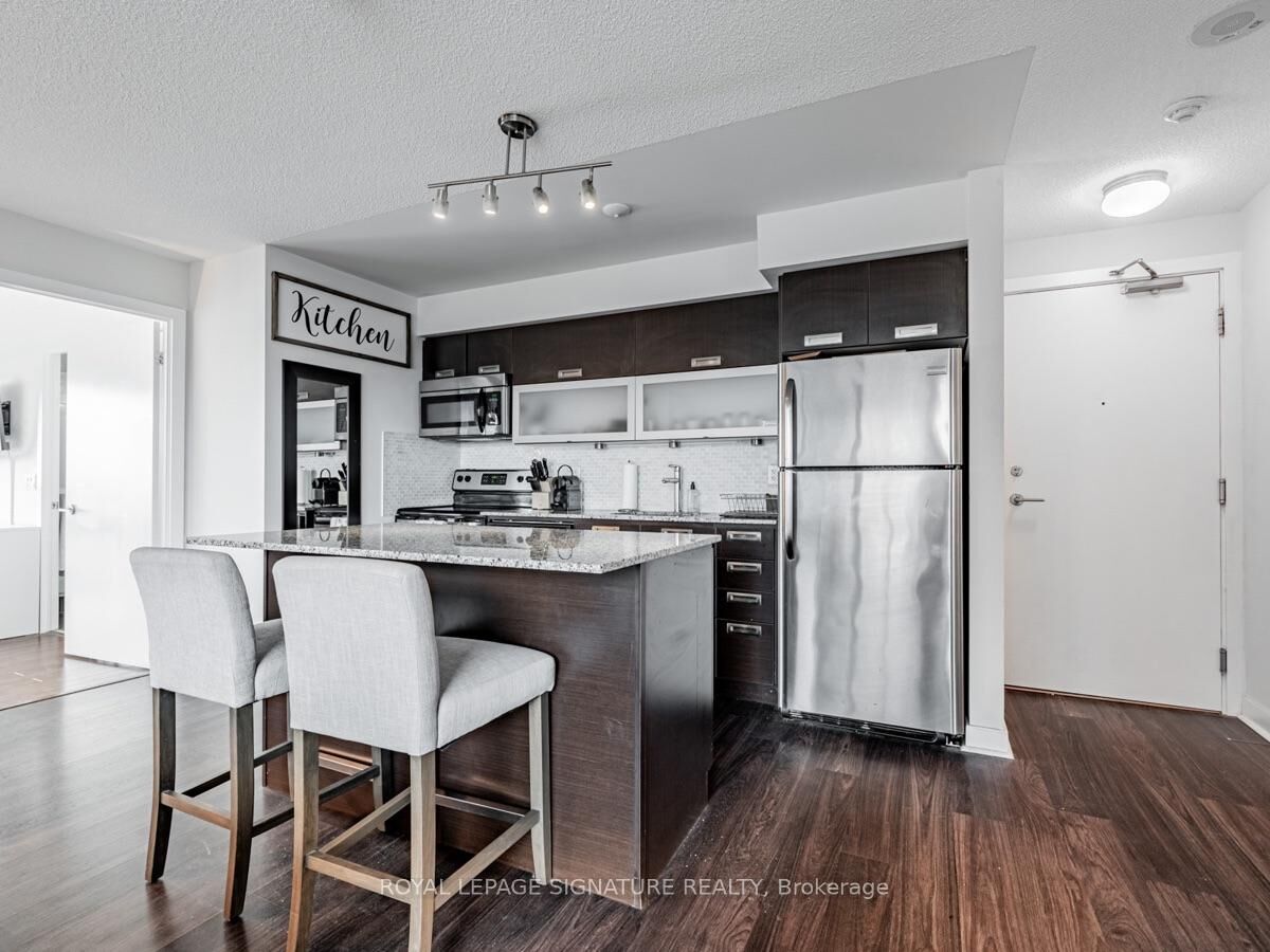 Property Photo: 100 Western Battery Road 907 ON M6K 3S2