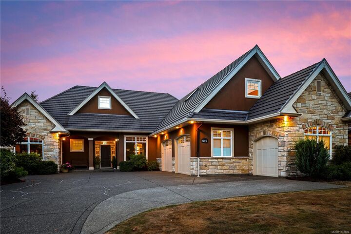 619 Crown Isle Dr — photo 1