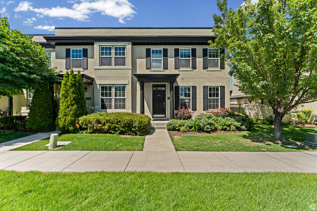 Property Photo: 10767 S Ozarks Dr W UT 84095