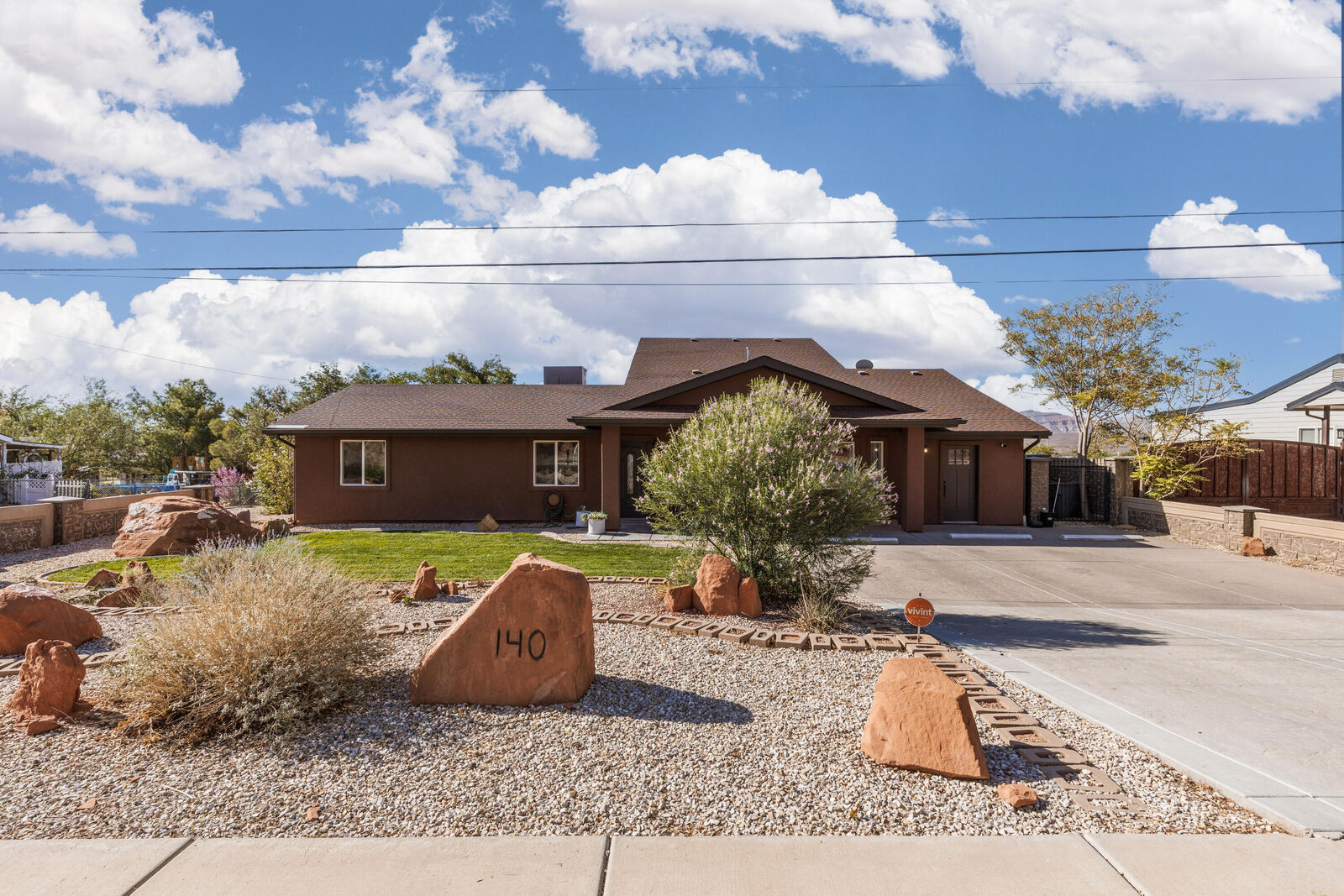 Property Photo: 140 E 300 N UT 84738