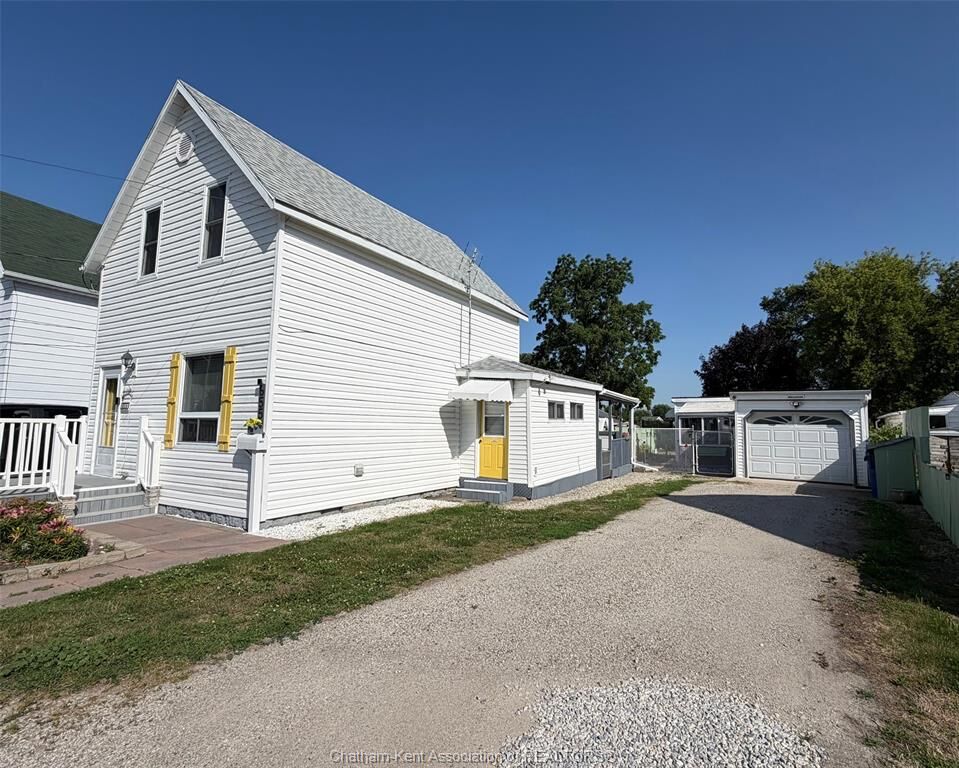 Property Photo: 655 Duke Street ON N8A 1G1