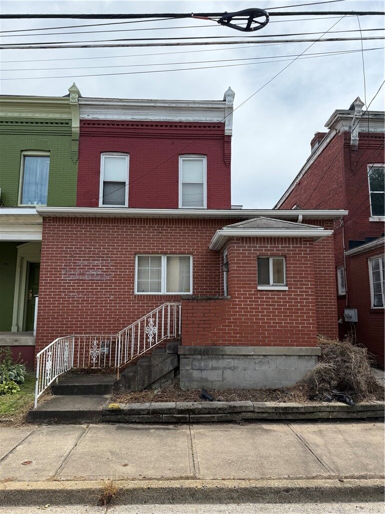 Property Photo:  224 S 5th Street  PA 15644 