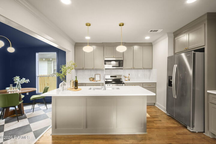 Property Photo:  3652 Capital Heights Avenue  LA 70806 