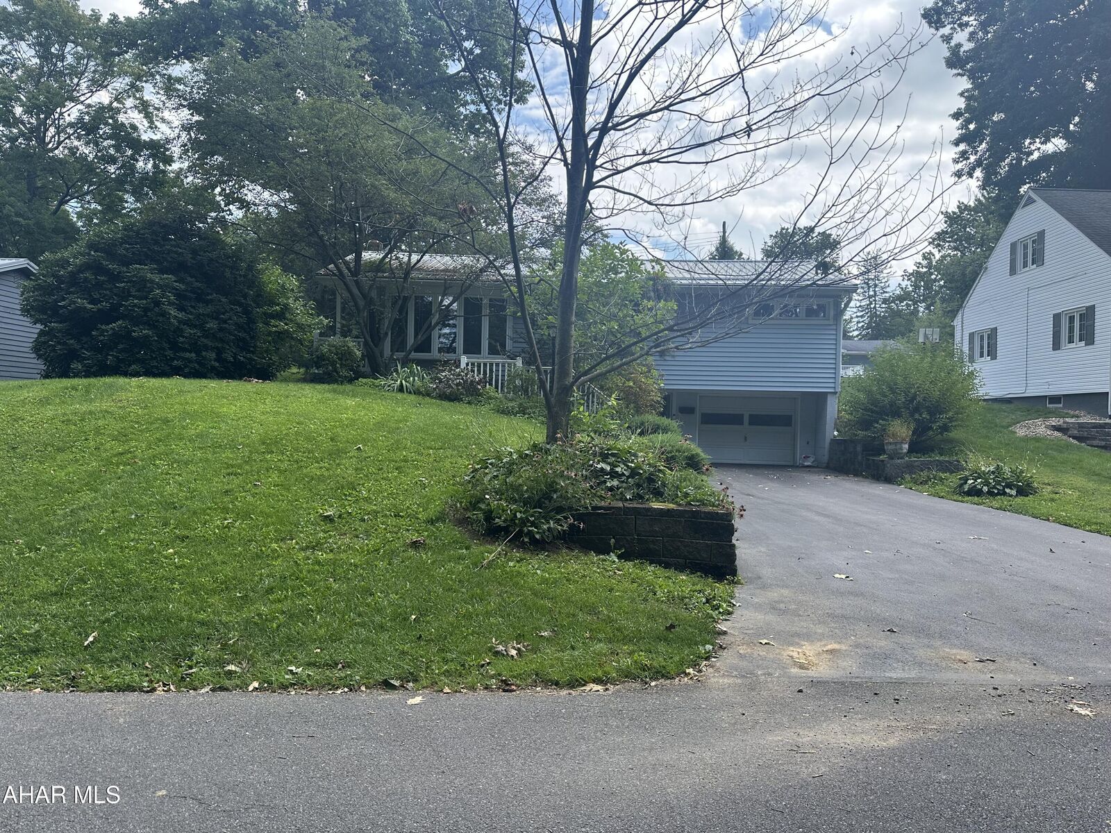 Property Photo: 4307 3rd Avenue PA 16602