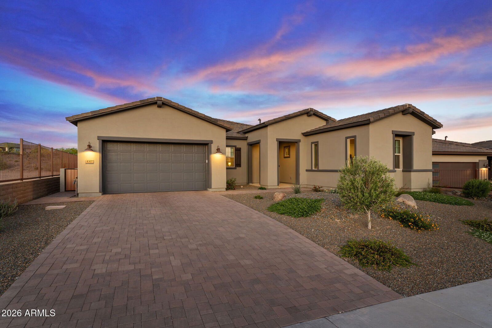 Property Photo: 4307 Greenhorn Way AZ 85390