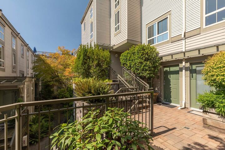 Property Photo: 2375 W Broadway 34 BC V6K 2E6