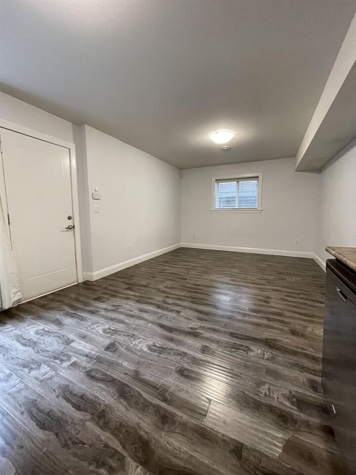 Property Photo:  7333 194 Street Bsmt  BC V4N 5Y1 