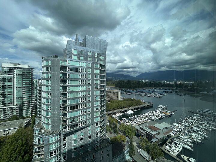 Property Photo:  590 Nicola Street 1901  BC V6G 3J8 