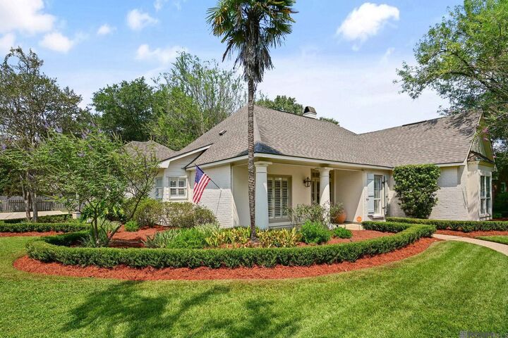 Property Photo:  6330 Westwind Ave  LA 70817 