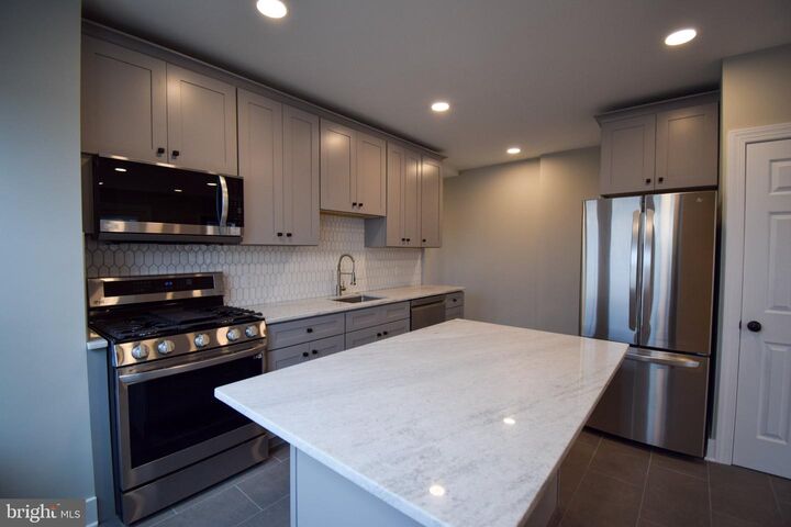 Property Photo: 207 Paxson Avenue PA 19038