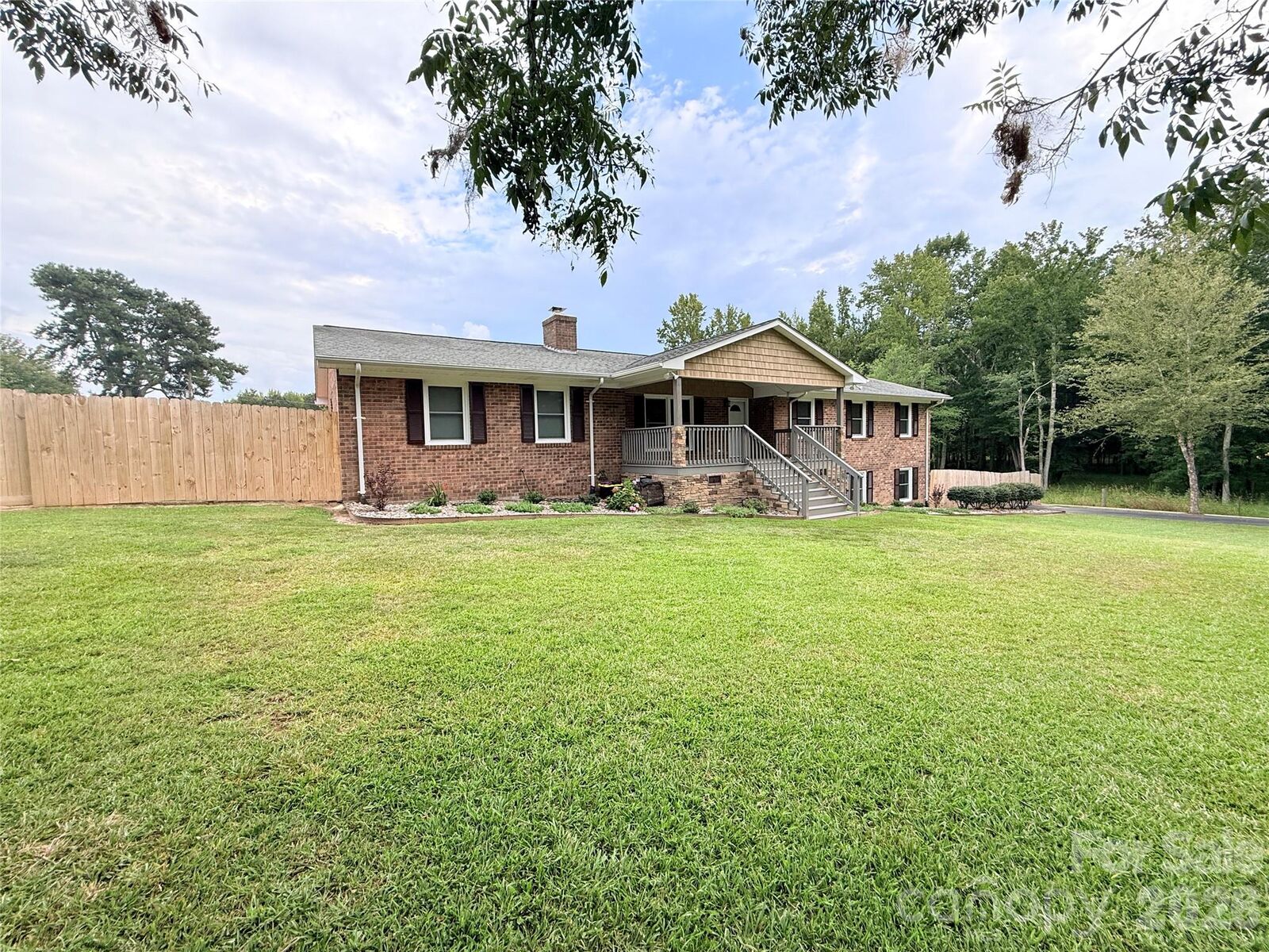 Property Photo:  613 W Doc Garris Road  SC 29720 