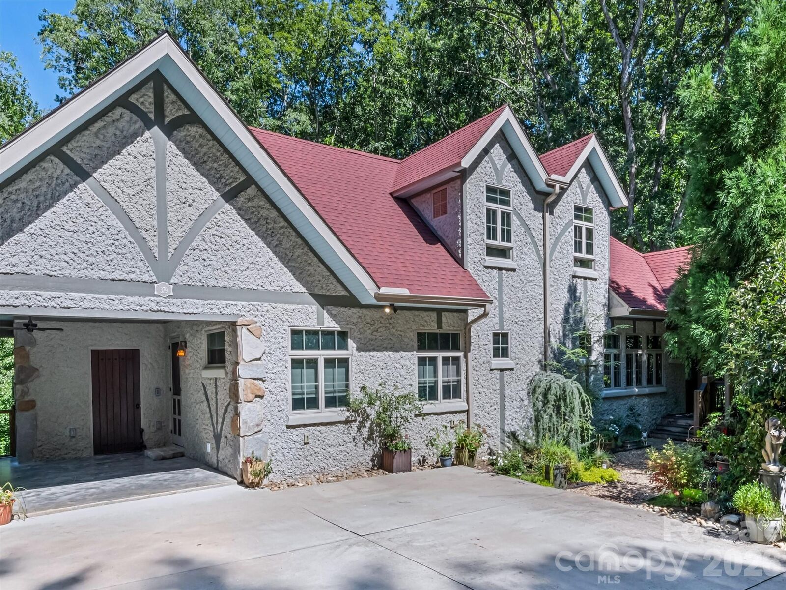 Property Photo:  379 Holston Village Road  NC 28786 