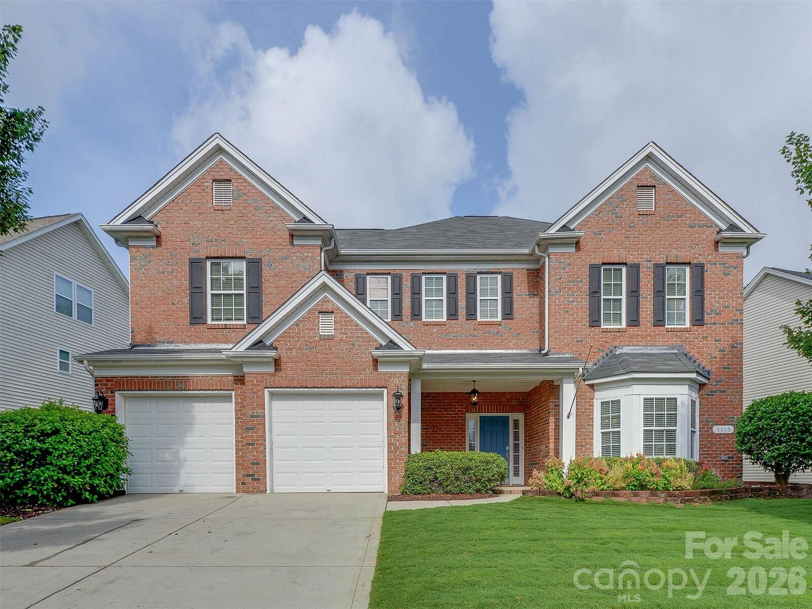 Property Photo:  5915 Trailwater Road  NC 28278 
