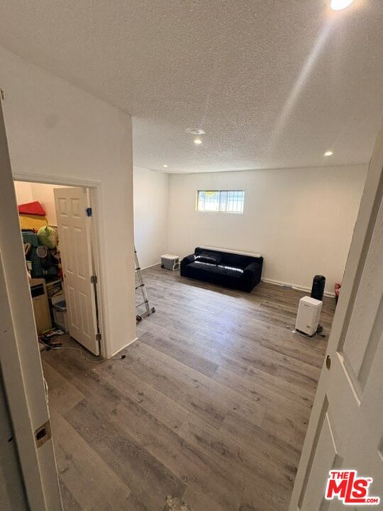 Property Photo:  1537 E 84th St  CA 90001 