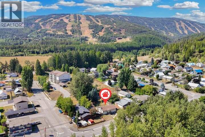 Property Photo:  540 4 Avenue  BC V1A 2R9 