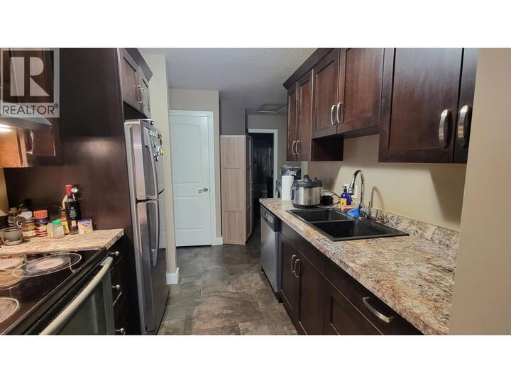 Property Photo:  10223 98 Avenue 2  BC V1J 0B1 