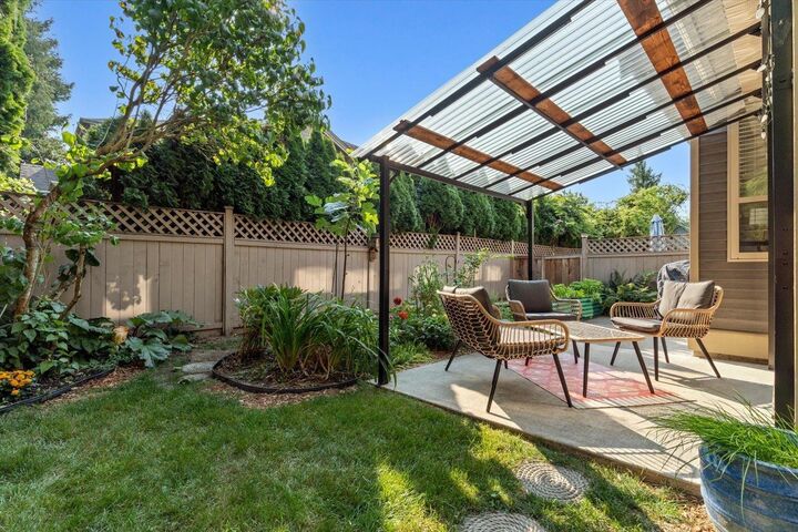 Property Photo:  46150 Riverside Drive 9  BC V2P 3K9 
