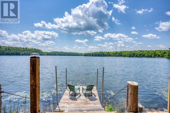 Property Photo:  1015 Oak Lane North  ON K0H 2P0 