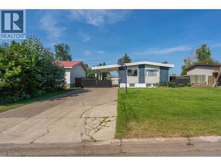 1126 Cluculz Avenue — photo 1