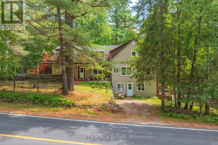 869 Muskoka Road 10 — photo 1
