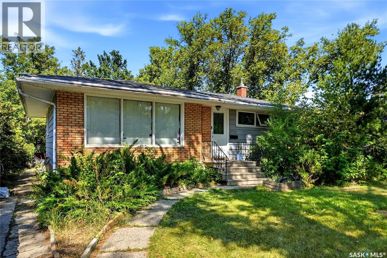 Photo de la propriété: 1722 Macpherson Avenue SK S4S 4C9