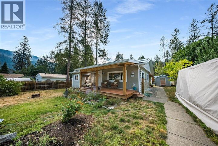 Property Photo: 91 Holmes Road BC V0H 1E0