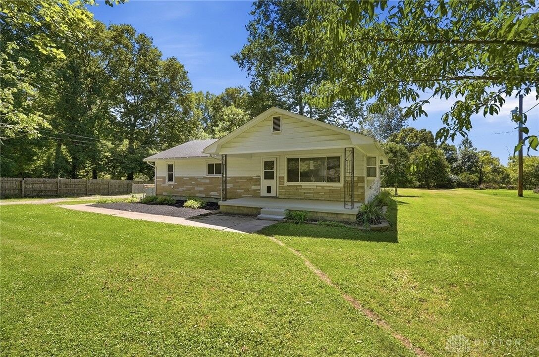 Property Photo:  1265 Wallaby Drive  OH 45432 
