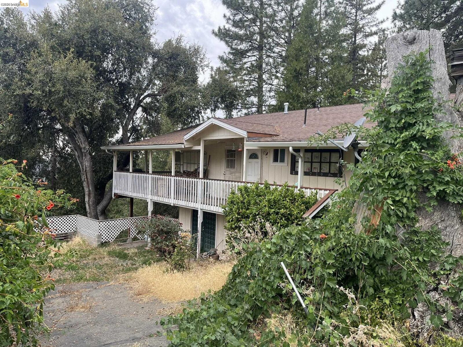 Property Photo: 20456 Misty Ln CA 95379