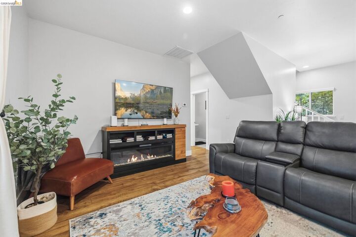Property Photo: 22460 Longeway Rd CA 95370