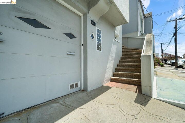 Property Photo:  59 Santa Fe Ave  CA 94124 