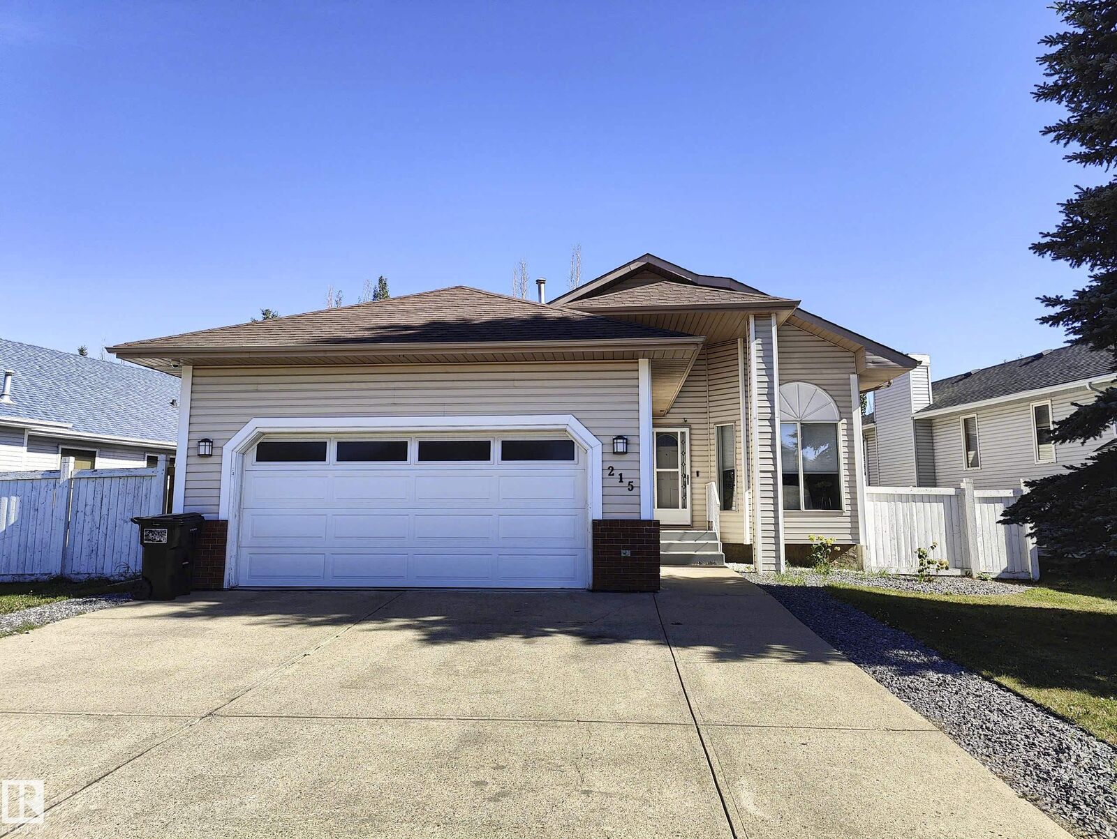 Property Photo: 215 Peter Close NW AB T5T 5Y5
