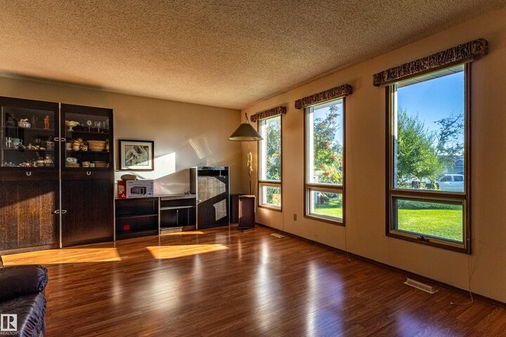 Property Photo:  8743 179 Street NW  AB T5T 0X4 