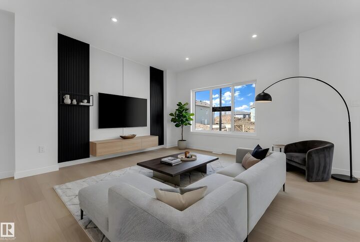 Property Photo: 13011 186 Avenue NW AB T6V 0N3